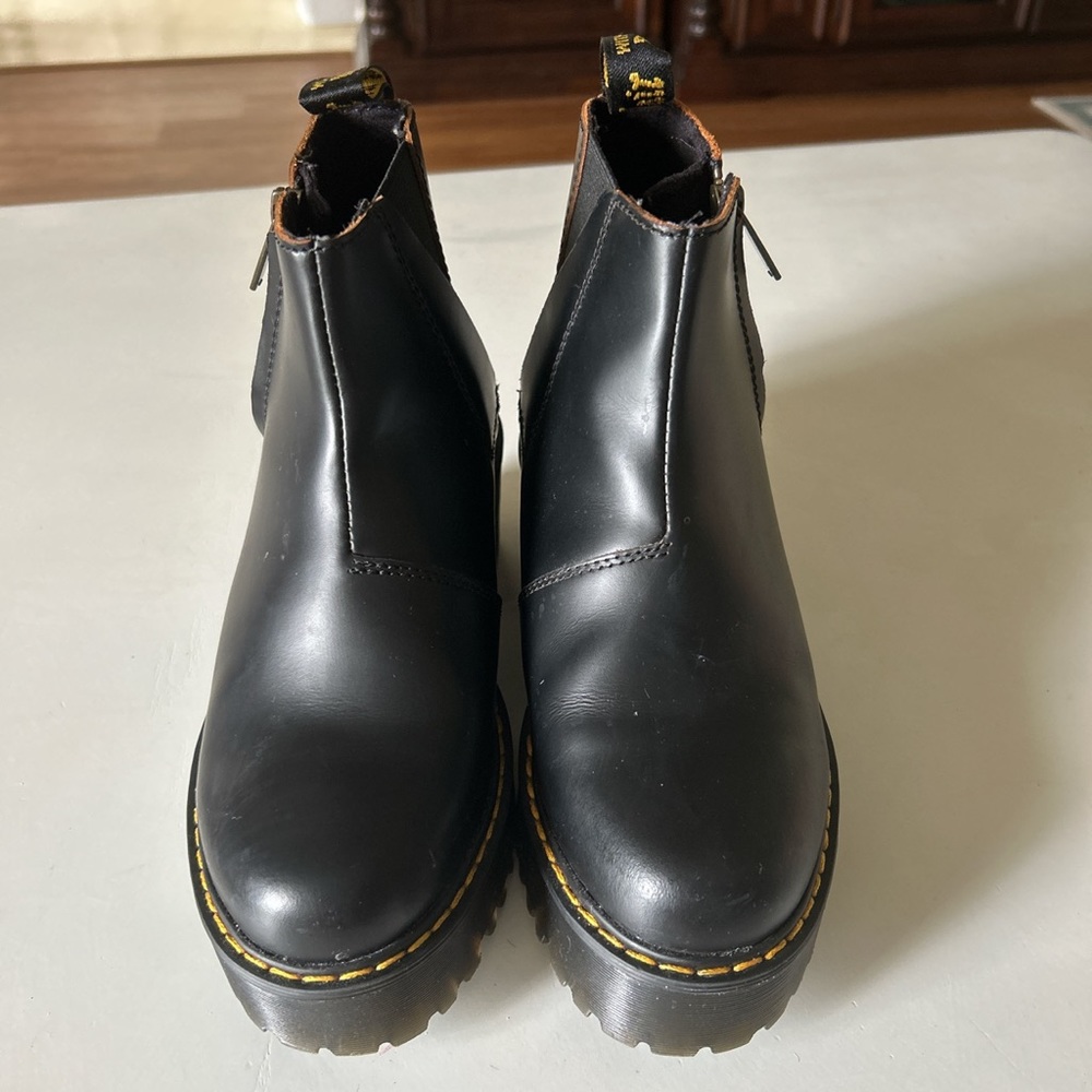 Doc Martens Chelsea Platforms